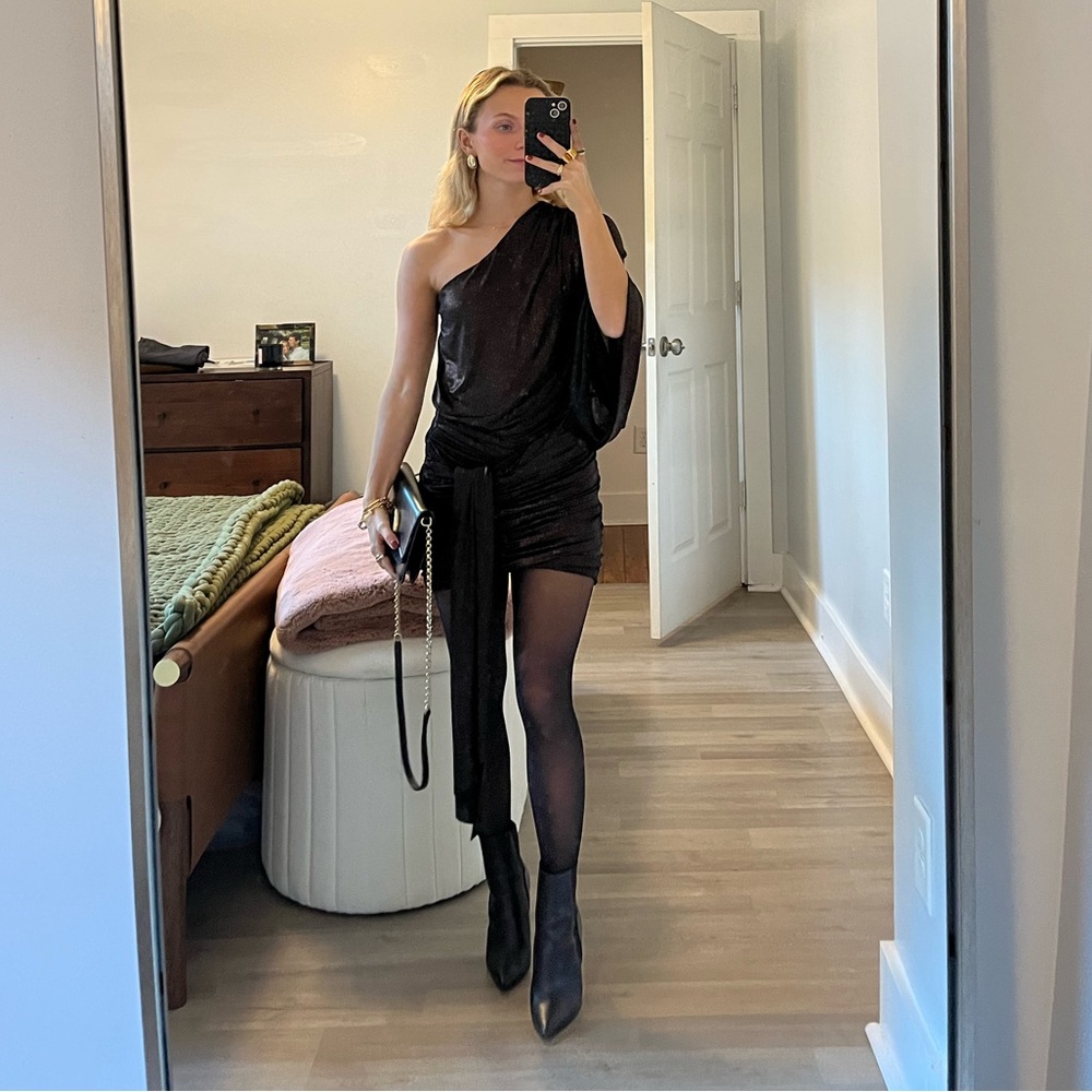 Meet your Posher, Chloe